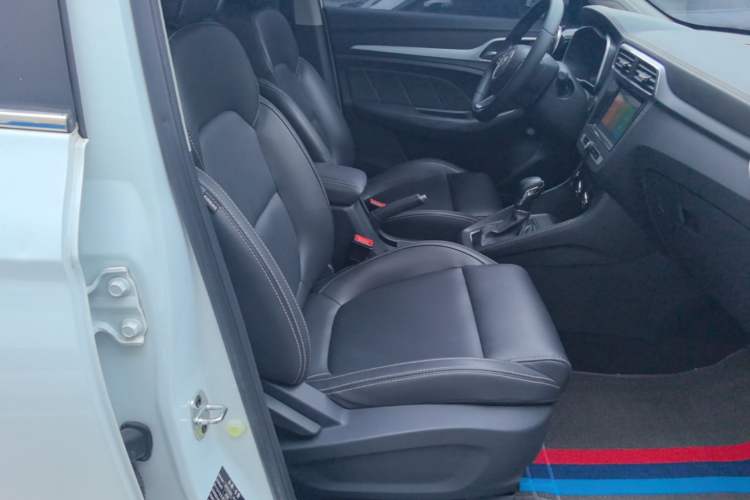 Used MG ZS 2018 1.5L Automatic Luxury Edition China V Standard Right Front Seat