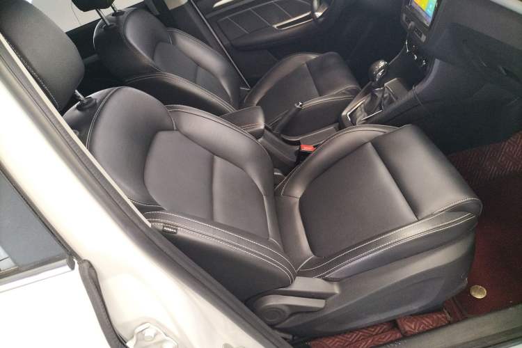Used MG ZS 2018 1.5L Automatic Luxury Edition China V Standard Right Front Seat