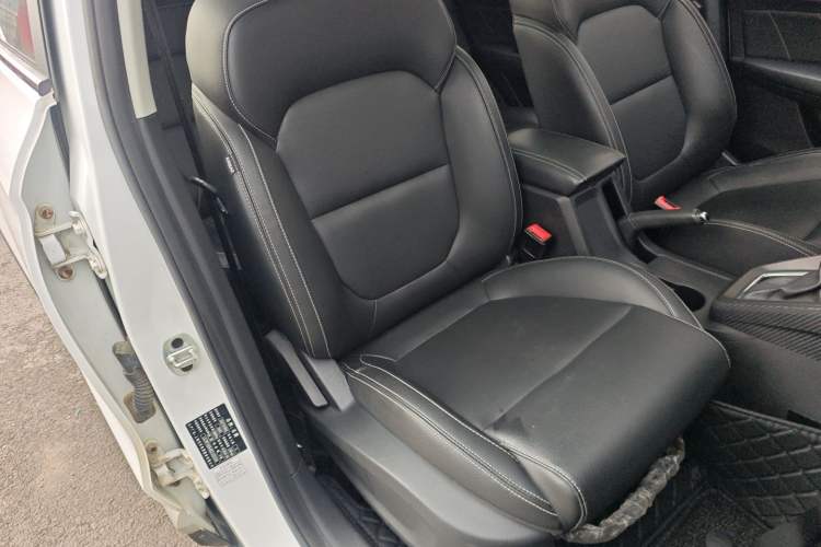 Used MG ZS 2018 1.5L Automatic Luxury Edition China V Standard Right Front Seat
