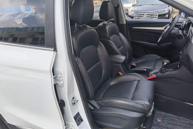 Used MG ZS 2018 1.5L Automatic Luxury Edition China V Standard Right Front Seat