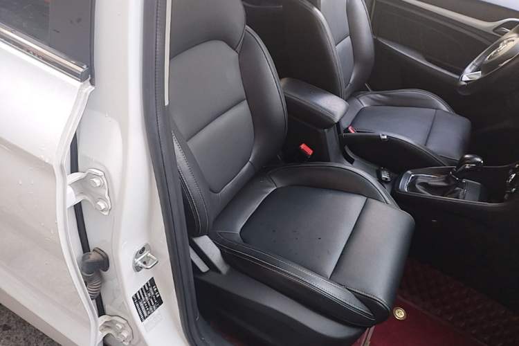 Used MG ZS 2018 1.5L Automatic Luxury Edition China V Standard Right Front Seat