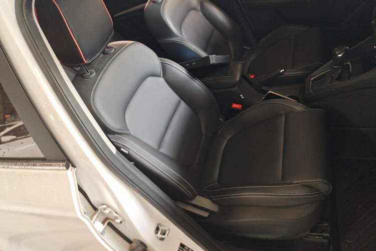 Used MG ZS 2018 1.5L Automatic Luxury Edition China V Standard Right Front Seat