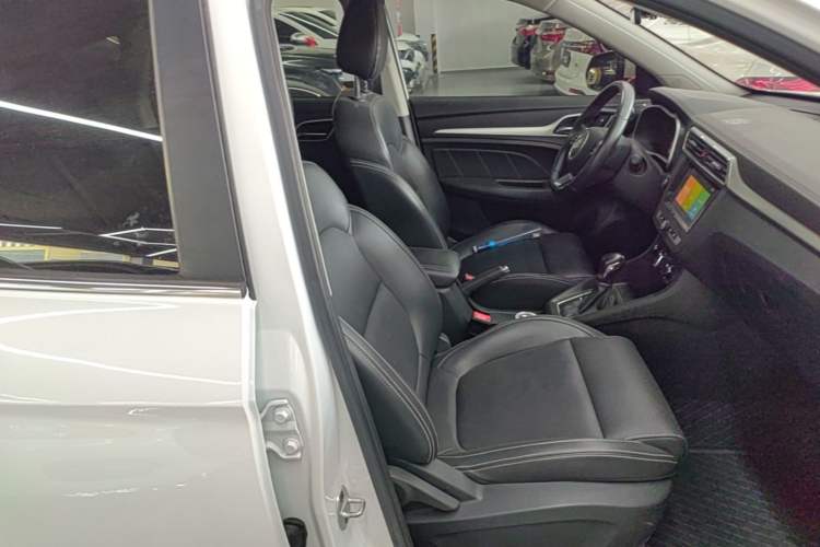 Used MG ZS 2018 1.5L Automatic Luxury Edition China V Standard Right Front Seat