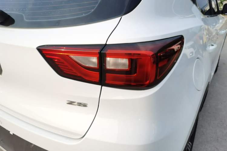 Used MG ZS 2018 1.5L Automatic Luxury Edition China V Standard Right Rear Taillight