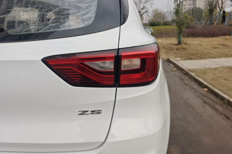 Used MG ZS 2018 1.5L Automatic Luxury Edition China V Standard Right Rear Taillight