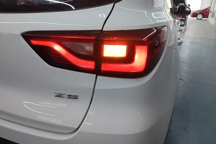 Used MG ZS 2018 1.5L Automatic Luxury Edition China V Standard Right Rear Taillight