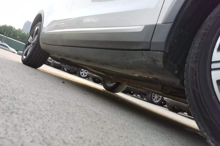 Used MG ZS 2018 1.5L Automatic Luxury Edition China V Standard Right Side Sill