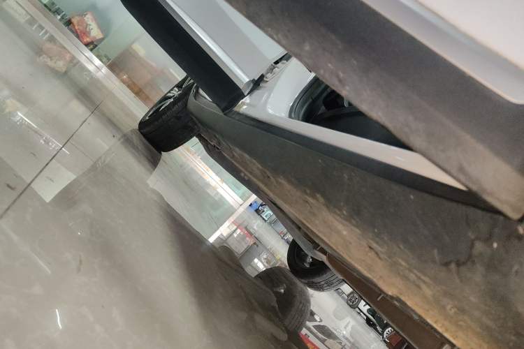 Used MG ZS 2018 1.5L Automatic Luxury Edition China V Standard Right Side Sill