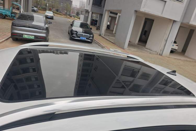 Used MG ZS 2018 1.5L Automatic Luxury Edition China V Standard Roof