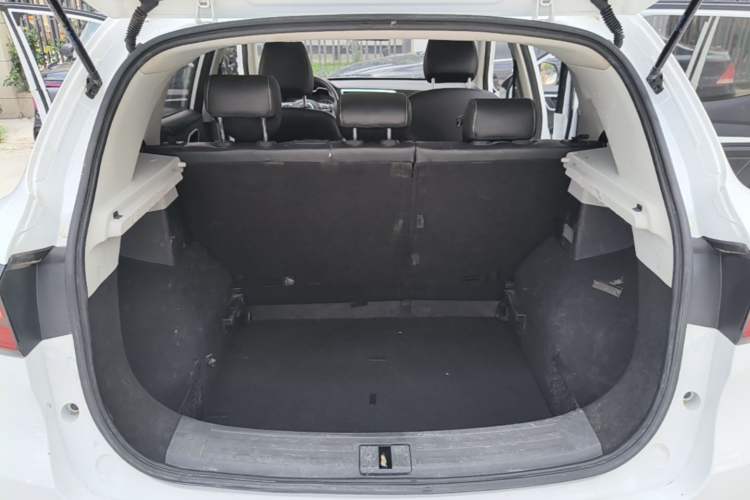 Used MG ZS 2018 1.5L Automatic Luxury Edition China V Standard Trunk