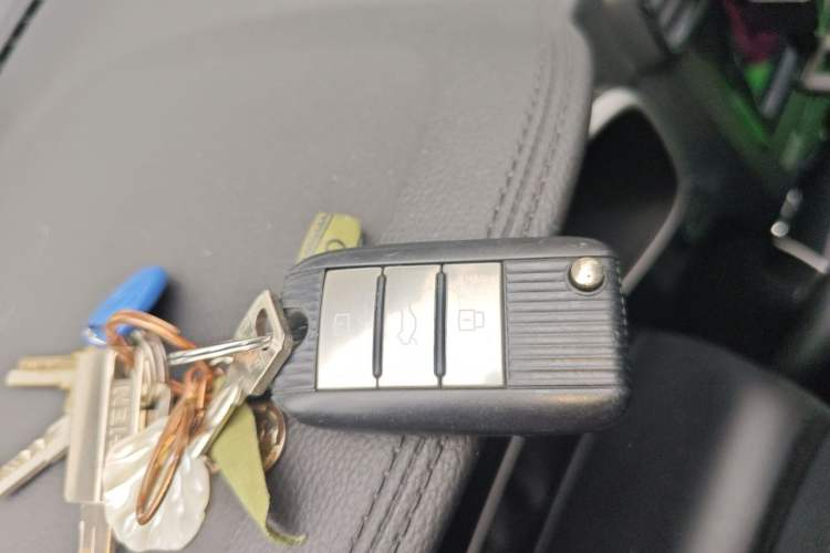 Used MG ZS 2018 1.5L Automatic Luxury Edition China V Standard Vehicle Key