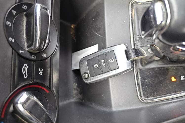 Used MG ZS 2018 1.5L Automatic Luxury Edition China V Standard Vehicle Key