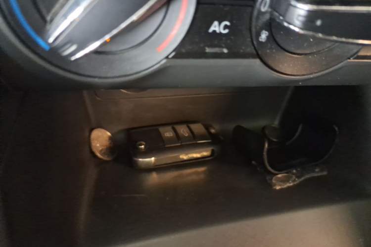 Used MG ZS 2018 1.5L Automatic Luxury Edition China V Standard Vehicle Key