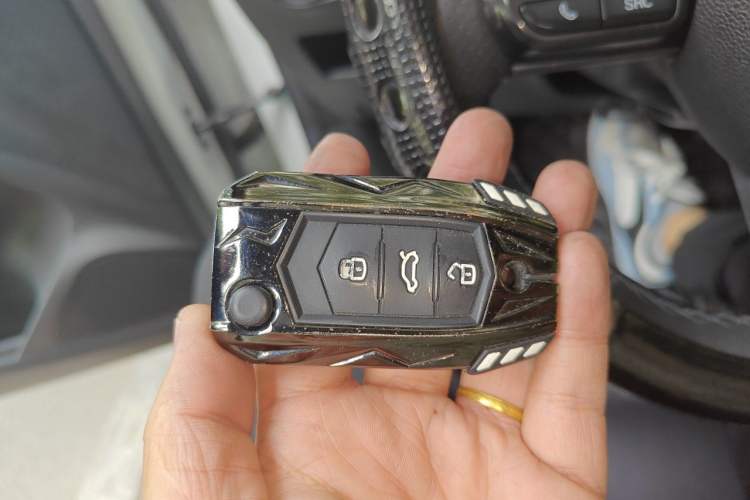 Used MG ZS 2018 1.5L Automatic Luxury Edition China V Standard Vehicle Key