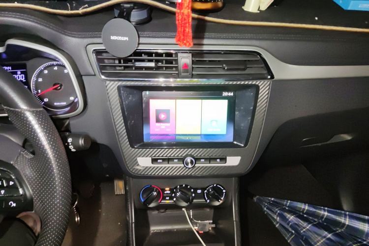 Used MG ZS 2019 1.5L Manual Global Comfort Edition China VI Standard Audio And AC Panel