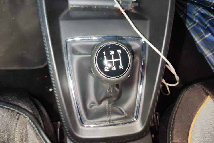 Used MG ZS 2019 1.5L Manual Global Comfort Edition China VI Standard Gear Lever