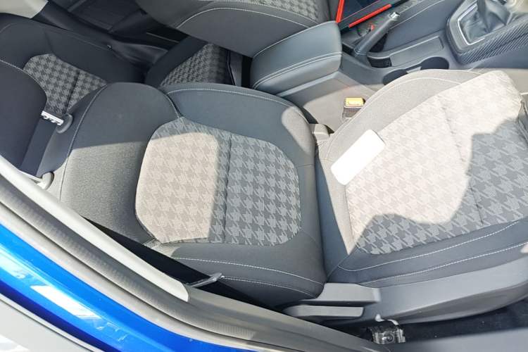 Used MG ZS 2019 1.5L Manual Global Comfort Edition China VI Standard Right Front Seat