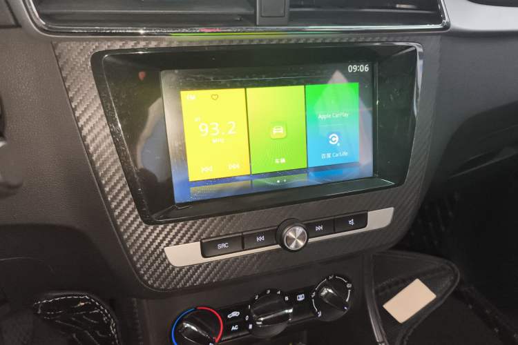 Used MG ZS 2019 1.5L Manual 65-inch Giant-Sized Sunroof Global Edition China VI Standard Audio And AC Panel