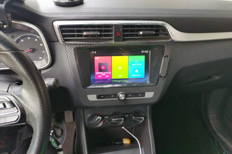 Used MG ZS 2019 1.5L Manual Global Comfort Edition China VI Standard Audio And AC Panel