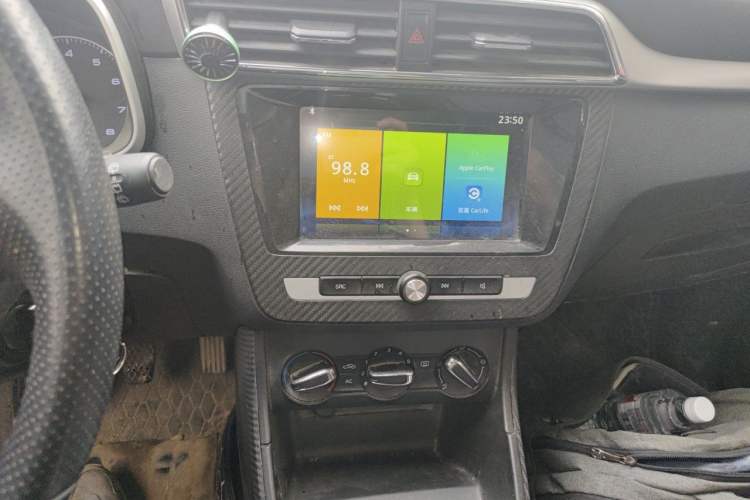 Used MG ZS 2019 1.5L Manual 65-inch Giant-Sized Sunroof Global Edition China VI Standard Audio And AC Panel