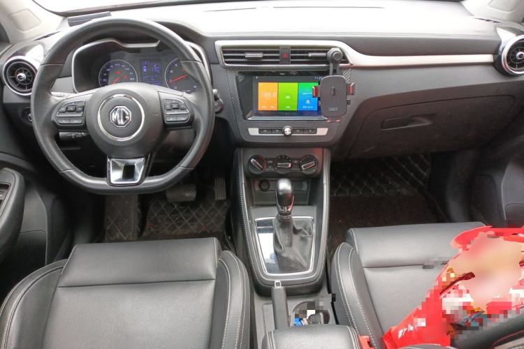 Used MG ZS 2019 1.5L Automatic Global Luxury Edition China VI Standard Center Console