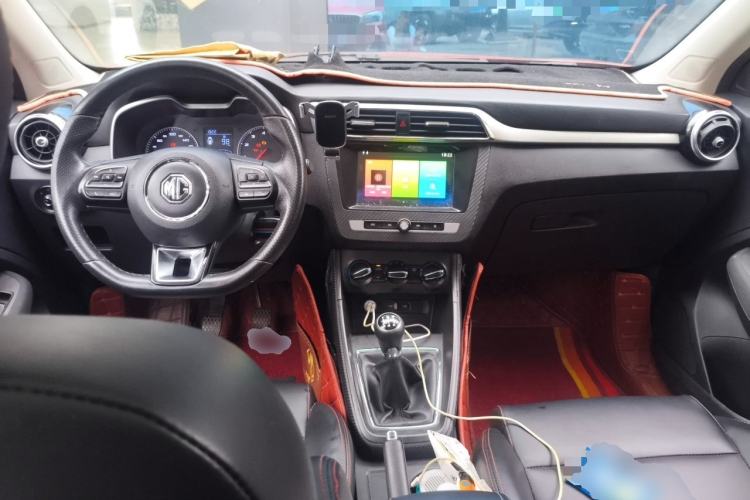 Used MG ZS 2019 1.5L Manual Global Luxury Edition China VI Standard Center Console