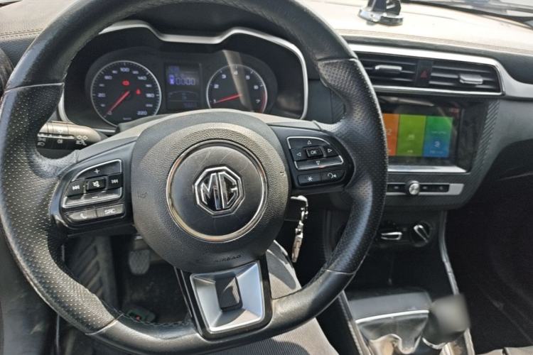 Used MG ZS 2019 1.5L Manual 65-inch Giant-Sized Sunroof Global Edition China VI Standard Center Console