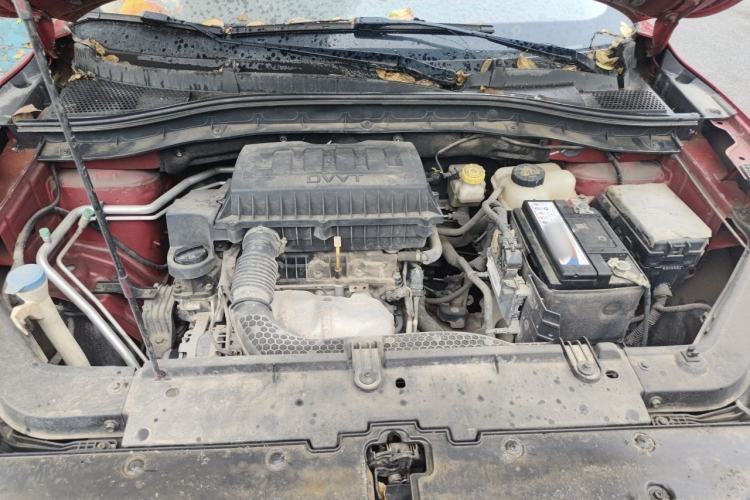 Used MG ZS 2019 1.5L Manual 65-inch Giant-Sized Sunroof Global Edition China VI Standard Engine Bay