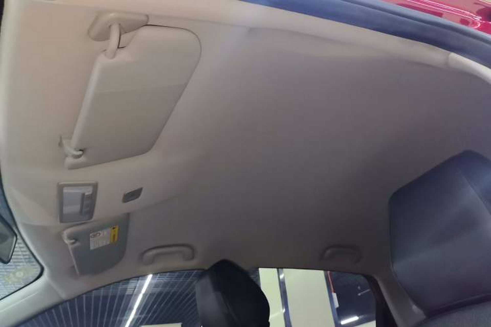 Used MG ZS 2019 1.5L Manual Global Comfort Edition China VI Standard Headliner