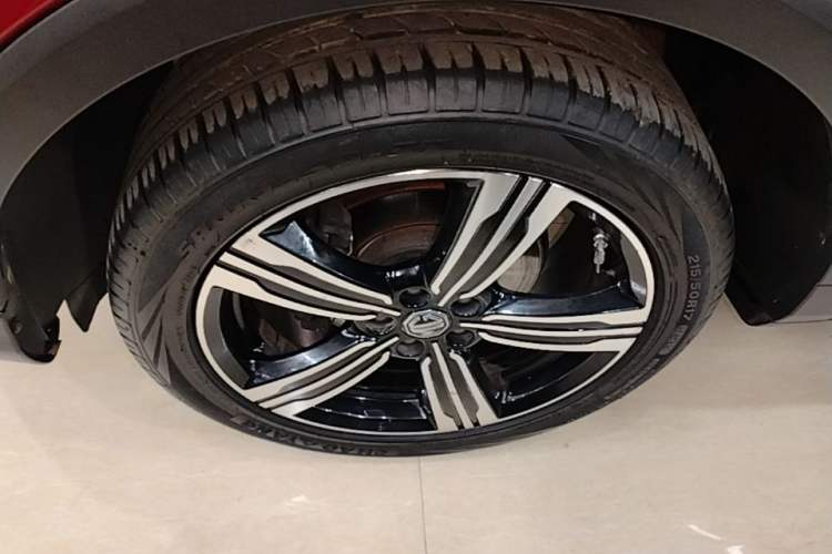 Used MG ZS 2019 1.5L Manual 65-inch Giant-Sized Sunroof Global Edition China VI Standard Left Front Wheel Hub
