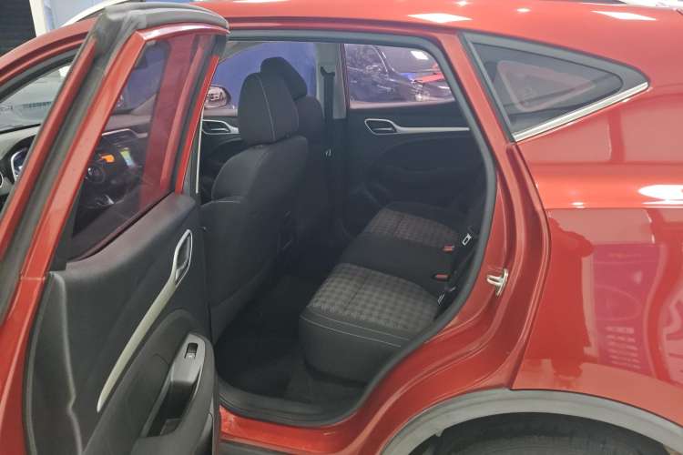 Used MG ZS 2019 1.5L Manual 65-inch Giant-Sized Sunroof Global Edition China VI Standard Left Rear Seat