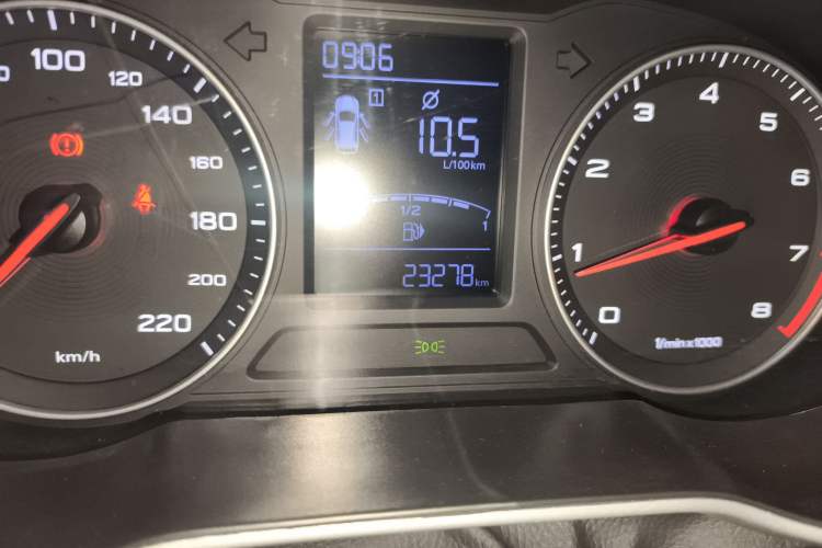 Used MG ZS 2019 1.5L Manual 65-inch Giant-Sized Sunroof Global Edition China VI Standard Odometer Close Up