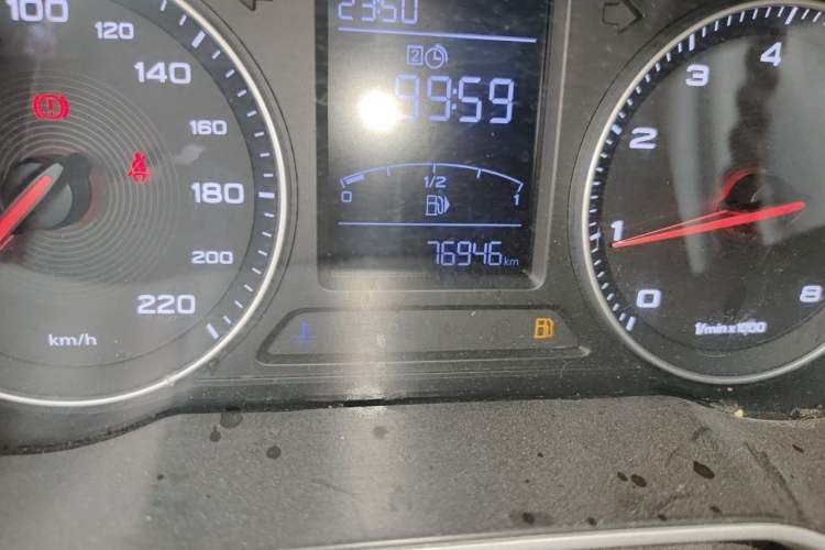 Used MG ZS 2019 1.5L Manual 65-inch Giant-Sized Sunroof Global Edition China VI Standard Odometer Close Up