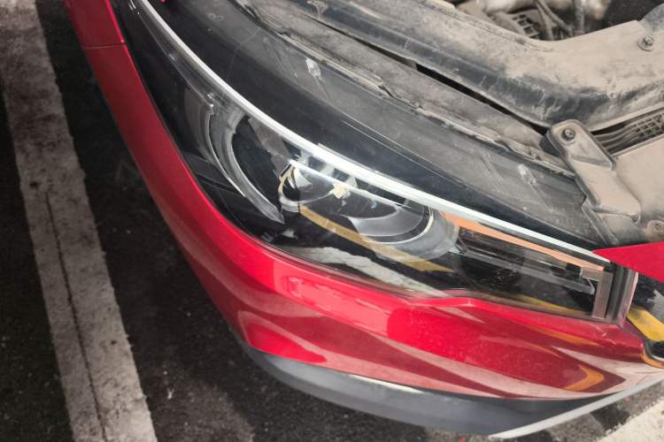 Used MG ZS 2019 1.5L Manual 65-inch Giant-Sized Sunroof Global Edition China VI Standard Right Front Headlight