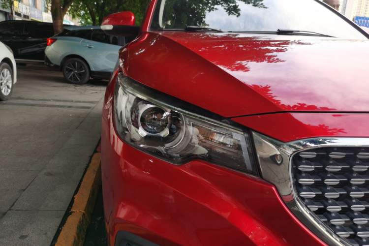 Used MG ZS 2019 1.5L Manual Global Comfort Edition China VI Standard Right Front Headlight