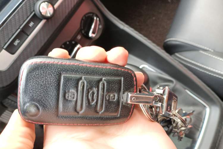 Used MG ZS 2019 1.5L Automatic Global Luxury Edition China VI Standard Vehicle Key