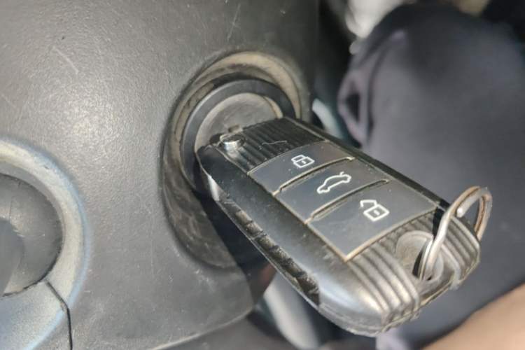 Used MG ZS 2019 1.5L Manual 65-inch Giant-Sized Sunroof Global Edition China VI Standard Vehicle Key
