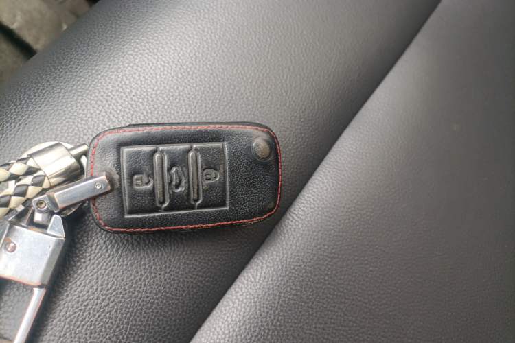 Used MG ZS 2019 1.5L Automatic Global Luxury Edition China VI Standard Vehicle Key