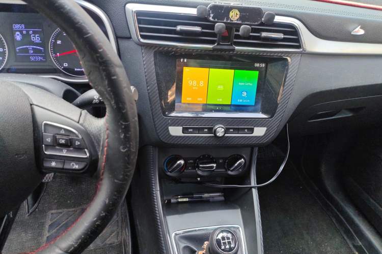 Used MG ZS 2019 1.5L Manual 65-inch Giant-Sized Sunroof Global Edition China VI Standard Audio And AC Panel