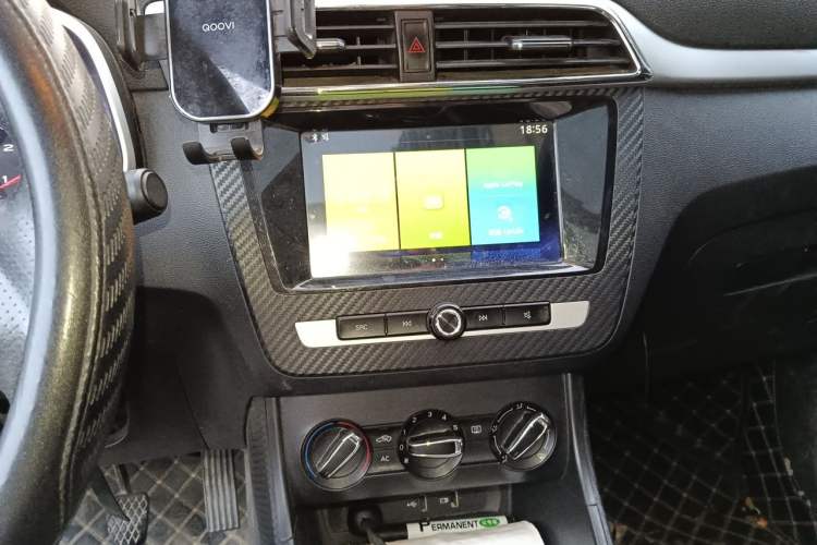 Used MG ZS 2019 1.5L Manual 65-inch Giant-Sized Sunroof Global Edition China VI Standard Audio And AC Panel