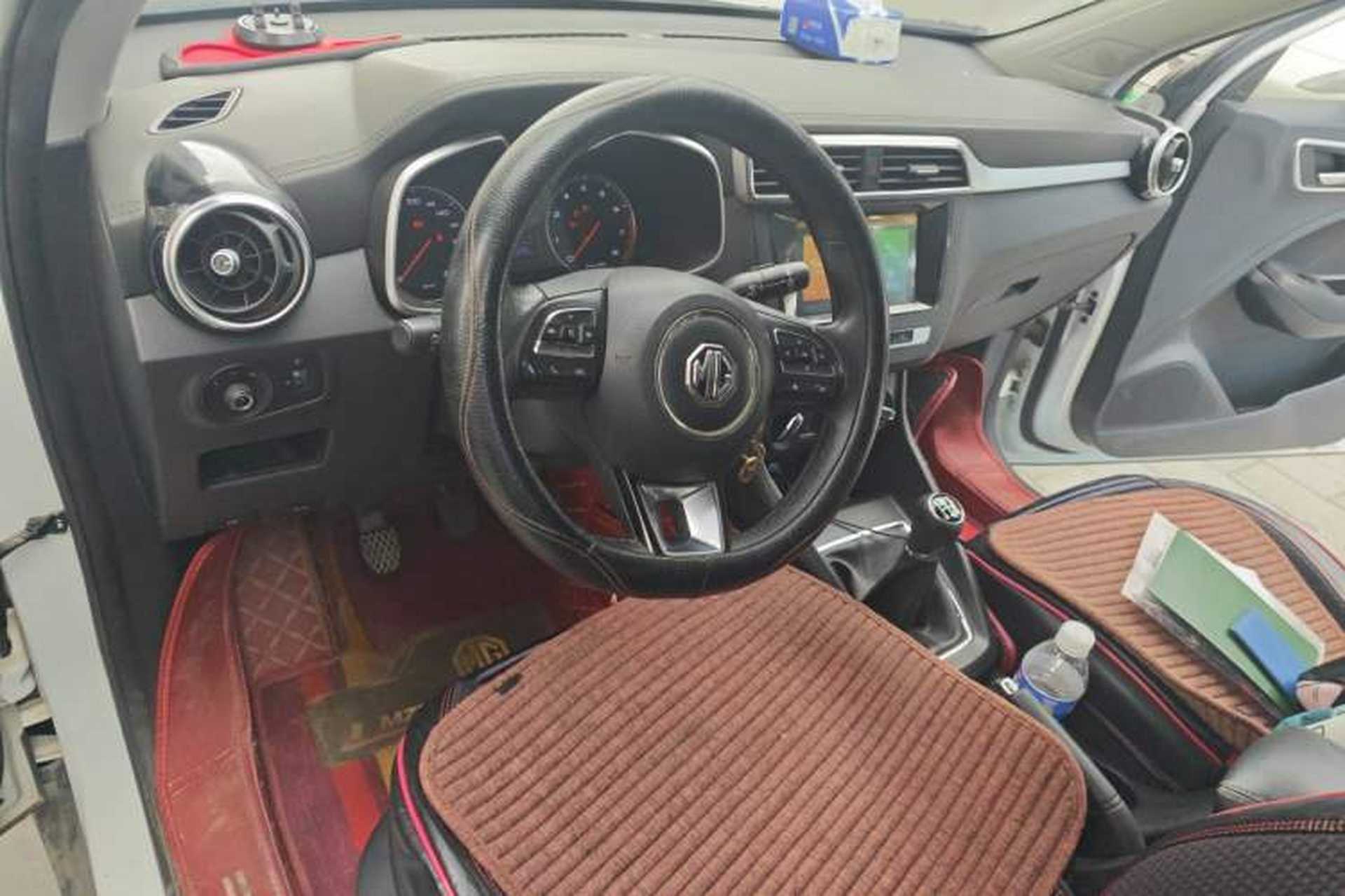 Used MG ZS 2019 1.5L Manual 65-inch Giant-Sized Sunroof Global Edition China VI Standard Center Console