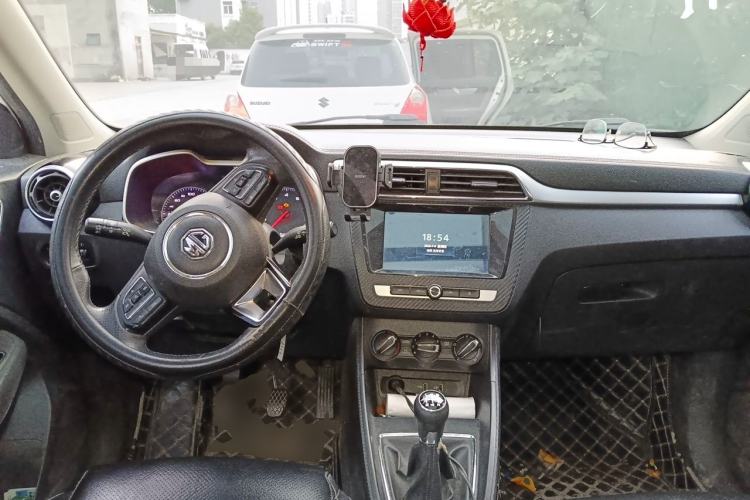 Used MG ZS 2019 1.5L Manual 65-inch Giant-Sized Sunroof Global Edition China VI Standard Center Console