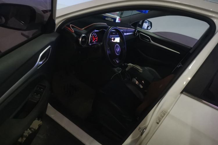 Used MG ZS 2019 1.5L Manual Global Comfort Edition China VI Standard Driver Seat