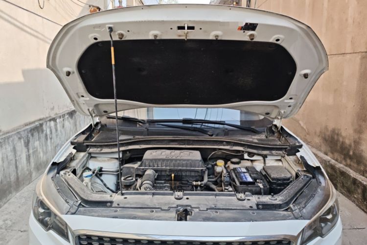 Used MG ZS 2019 1.5L Manual Global Comfort Edition China VI Standard Engine Bay