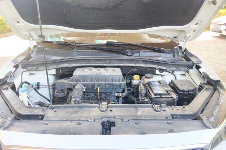 Used MG ZS 2019 1.5L Automatic Global Luxury Edition China VI Standard Engine Bay