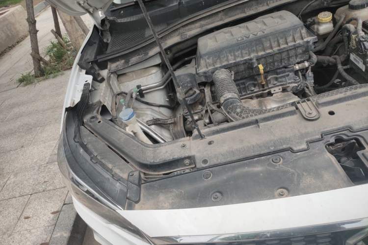 Used MG ZS 2019 1.5L Automatic Global Luxury Edition China VI Standard Engine Bay Right