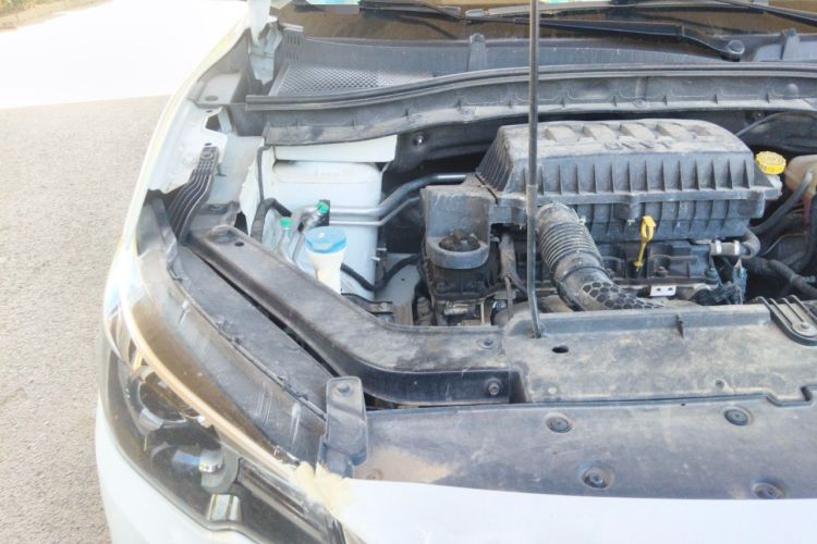 Used MG ZS 2019 1.5L Automatic Global Luxury Edition China VI Standard Engine Bay Right