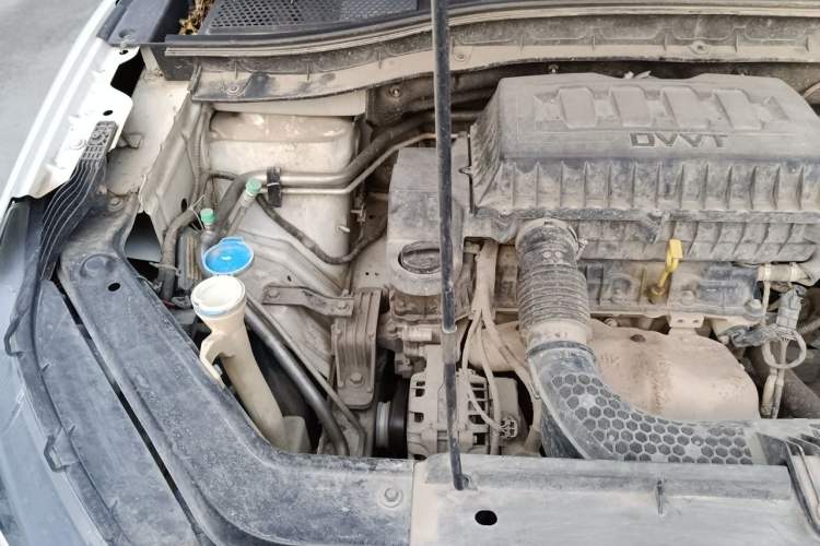 Used MG ZS 2019 1.5L Manual 65-inch Giant-Sized Sunroof Global Edition China VI Standard Engine Bay Right