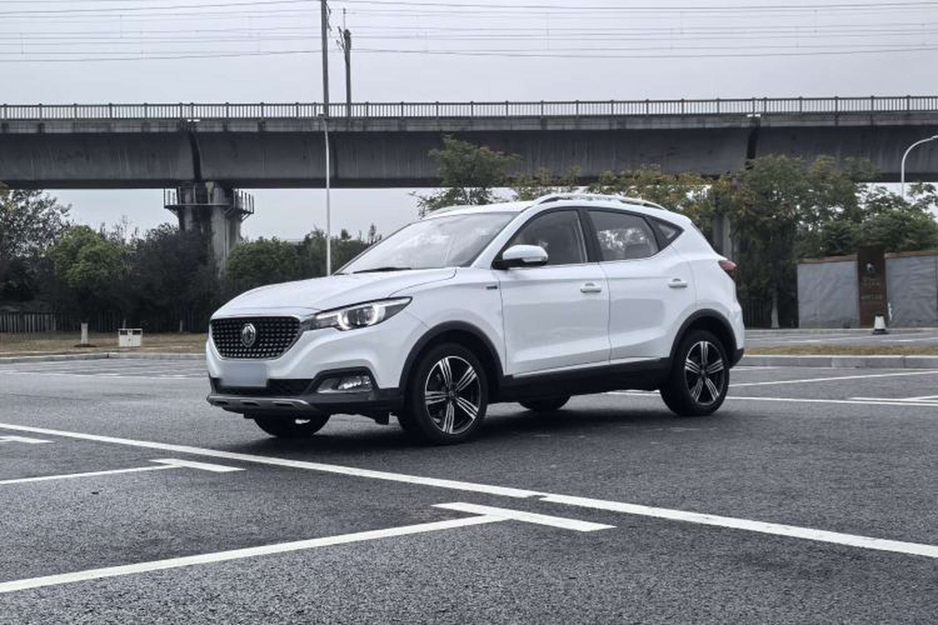 Used MG ZS 2019 1.5L Automatic Global Elite Edition China VI Standard Front Left 45 Deg
