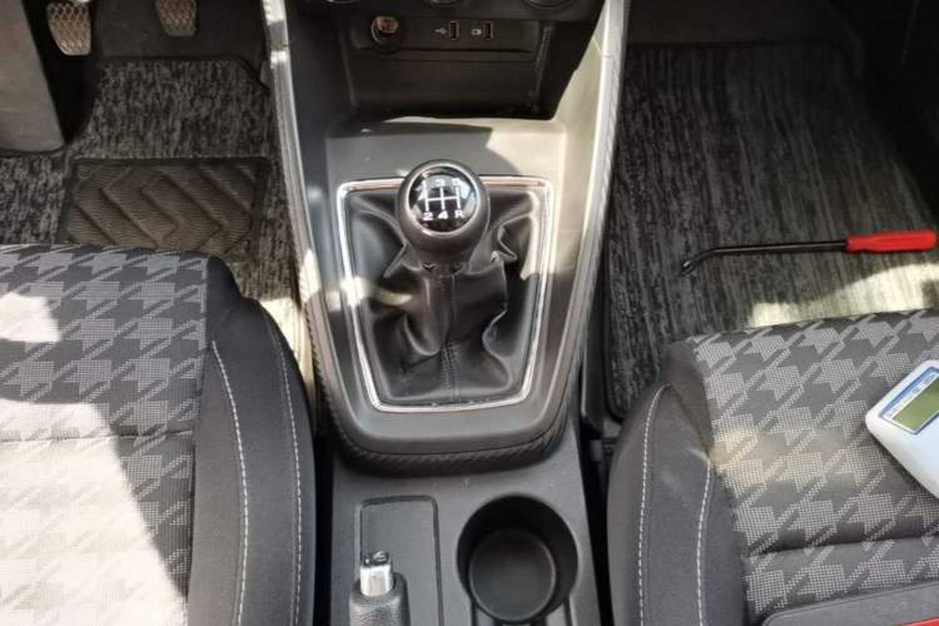 Used MG ZS 2019 1.5L Manual 65-inch Giant-Sized Sunroof Global Edition China VI Standard Gear Lever
